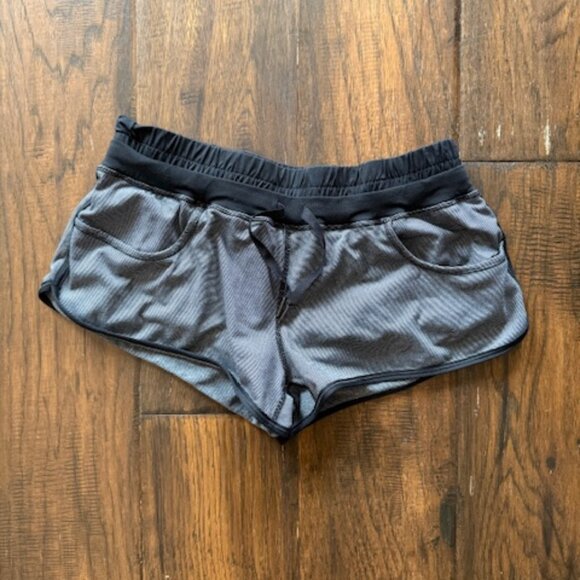 Lululemon Strength and Tone Short (microstripe) - Picture 1 of 2